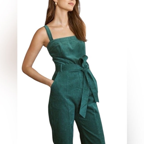 Lulus Pants - Lulus Green Corduroy Wide-Leg Jumpsuit NWT Women’s Small Belted